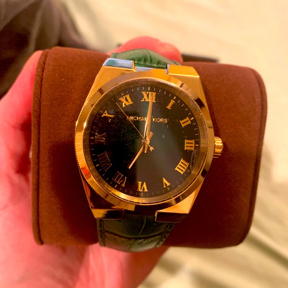 Brand new rare limited edition Michael Kors watch.